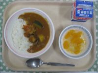 夏野菜カレー、フルーツポンチ