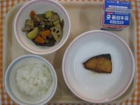 ご飯、さかなの幽庵焼き、筑前煮