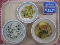 わかめごはん、肉じゃが、バンバンジー