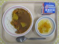 カレーライス、フルーツポンチ
