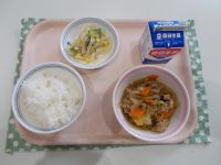 ごはん、すきやきふうに、だいこんサラダ
